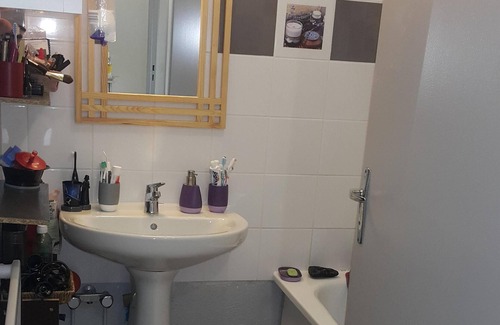 Centre Ville Bed & Breakfast | T3, calm in the city center of Pau