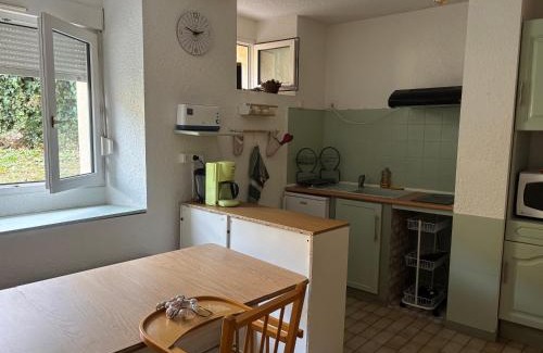 Ax-les-Thermes Apartment | T3 confort à Ax - randos, ski et relaxation