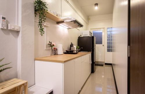 Khlong San Apartment | T5 2 Bedrooms/6guests/full kitchen/1 min to BTS