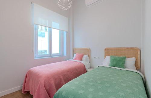 San Vicente Apartment | T74 Torneo Bright Family Apartment