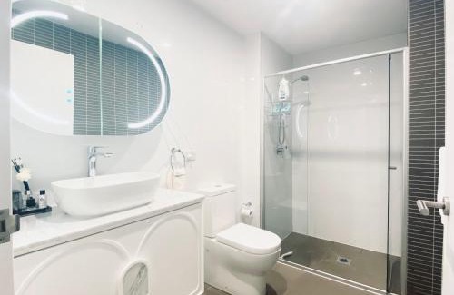 Arncliffe House | T8 Penthouse Suite