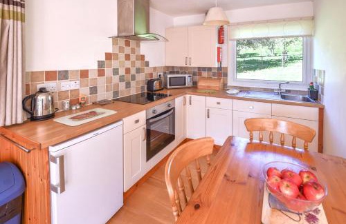 Fivelanes House | Ta Mill Cottages & Lodges - Meadowview Chalet 3