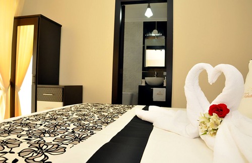 Tababela Hotel | Tababela Land