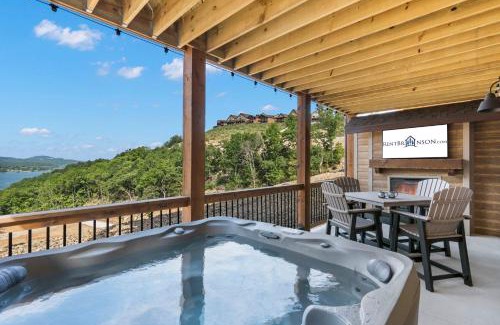 Kimberling City House | Table Rock Lake Views, Free Daily Attraction Tickets, Cmty Amenities w Pools