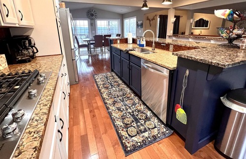 Omaha House | Table Rock Lake View House with private pool and Hot tub!! Marina minutes away