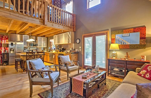 Cleveland House | Table Rock Retreat - Spacious Private Pool Home In The Mountains by RedAwning