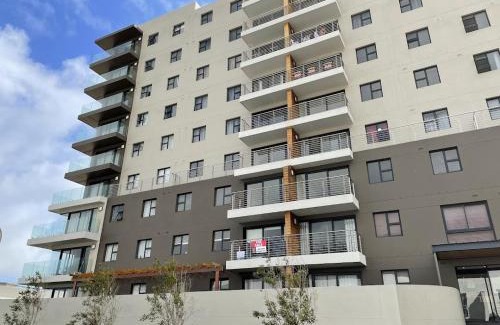 Cape Town City Centre Apartment | TableMountain Views 2BR Parking Balcony Pool