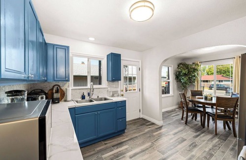 South End House | Tacoma Urban Oasis