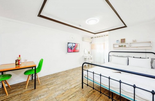 Taean House | Taean Full of Flower Scent Pension
