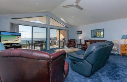 Fingal Bay House | Tah Villa 1 68 Marine Drive