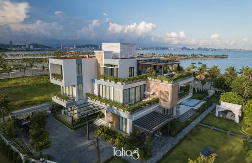 Ha Long Apartment | Tahagi Villa Tuan Chau Ha Long by HOFs