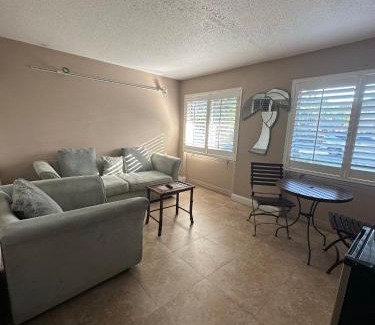 Swann Estates Hotel | Tahitian Inn Boutique Hotel Tampa