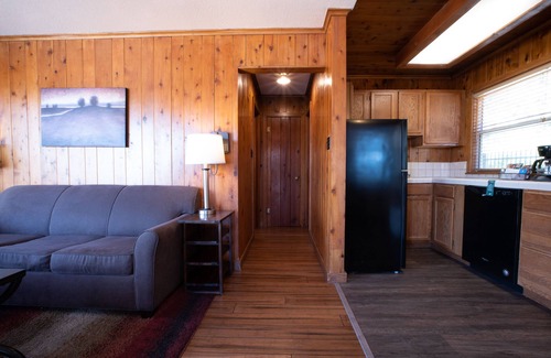Tahoe Vista Hotel | Tahoe Vista Paradise! Kitchenette, Free Parking, Outdoor Pool, Private Beach!