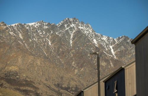 Frankton House | Tahuna Villa Queenstown