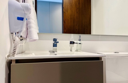 Chico Norte Apartment | Taj 613 by Wynwood House
