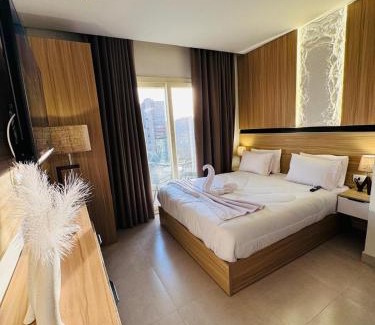 Kafrat al Jabal Hotel | Taj Pyramids View Hotel & Suites