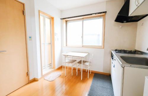 Takadanobaba Apartment | takadababa 4 mins walk/新宿圈! 高速无限制网路/车站步行4分钟新装修公寓102