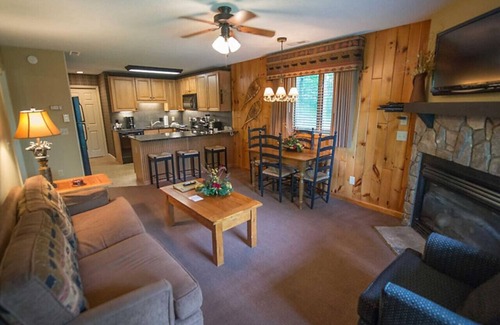Banner Elk Condo | Take in Natures Beauty with lots of resort outdoor activities in 1BD condo