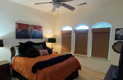 Springville Villa | Take it easy at this unique and tranquil getaway!