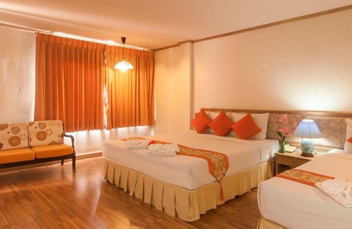 Khao Takiab Hotel | Takiab Beach Resort