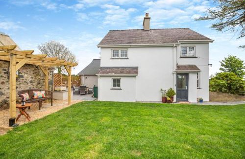 Rhyd-y-clafdy House | Talafon