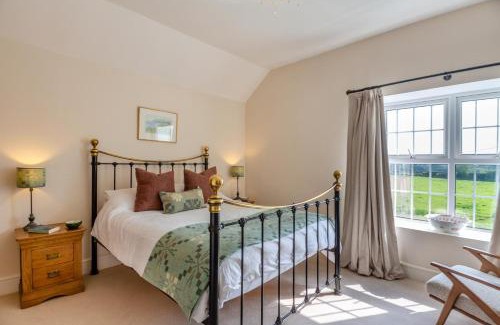 Rhyd-y-clafdy House | Talafon