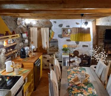 Lousa House | Talasnal Casas da Urze TER