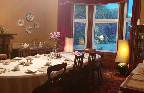 Nairn Bed & Breakfast | Tali Ayer