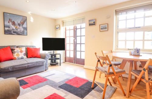 Porthmadog Apartment | Taliesin