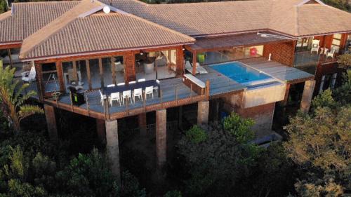 Wilderness Villa | Talk