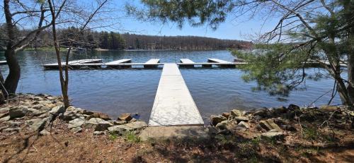Swanton House | Tall Pines- 5-bedroom 3-bath with hot tub and more!