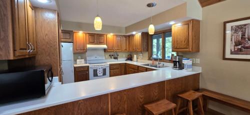 Swanton House | Tall Pines- 5-bedroom 3-bath with hot tub and more!