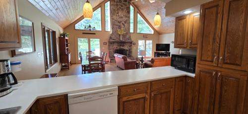 Swanton House | Tall Pines- 5-bedroom 3-bath with hot tub and more!