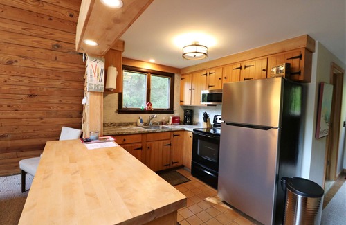 Little Valley House | Tall Pines