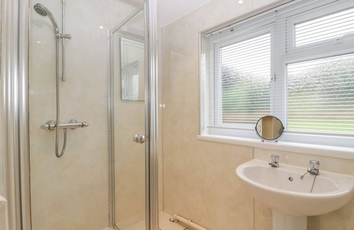 Bwlch Cottage | TALWORTH, pet friendly, character holiday cottage in Bwlch