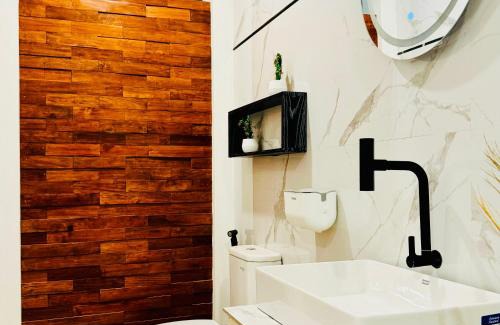 Songan House | Tamalia House