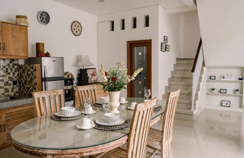 Sunset Road Villa | Taman Bali Villa AR Seminyak