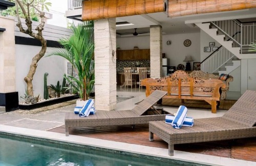 Sunset Road Villa | Taman Bali Villa AR Seminyak
