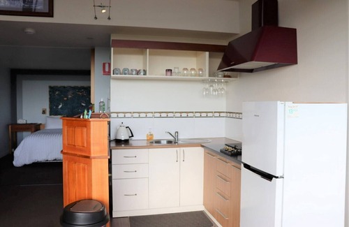 Rosevears Apartment | Tamar Ridge Winery Apartment #7
