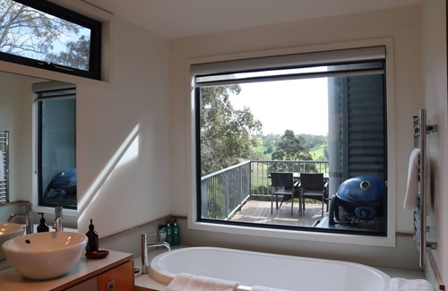 Rosevears Apartment | Tamar Ridge Winery Apartment #7