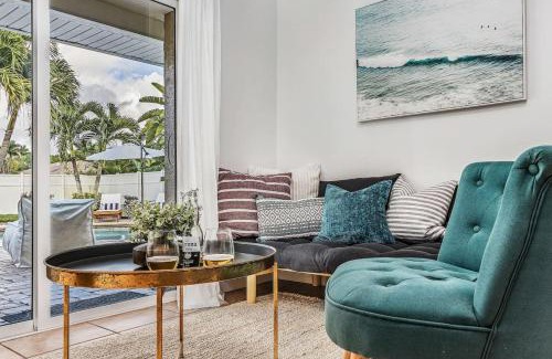 Caloosahatchee House | Tamaram Retreat Rest, Relax, Enjoy and Repeat