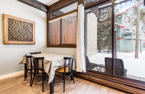 Warrior's Mark Apartment | Tamarisk Chateau