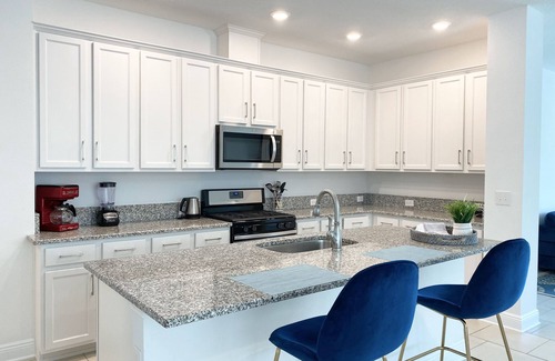Ruskin House | Tampa Bay Apollo Beach new house full amentities!