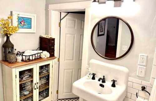 Tampa Heights Bed & Breakfast | Tampa Heights Bungalow