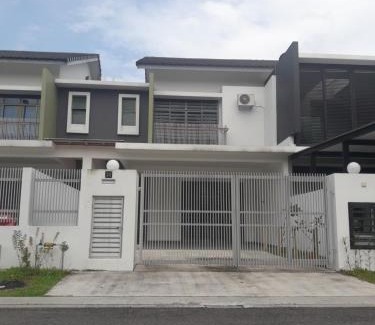 Johor Bahru House | Tampoi Homestay