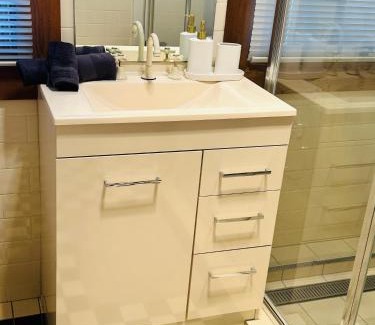 Dubbo House | Tamworth suite - Your Boutique Retreat in Dubbo