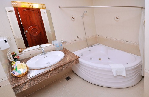 Little Japan Hotel | Tan Hoang Long Hotel