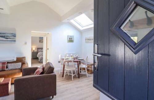 Harlech House | Tan Llech