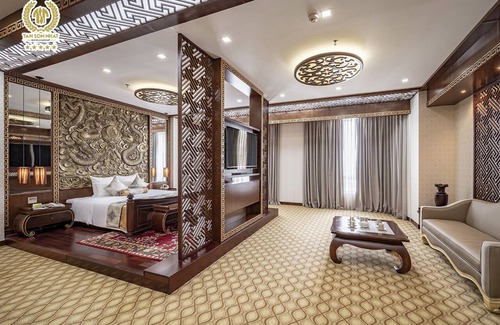 Phu Nhuan Hotel | Tan Son Nhat Saigon Hotel