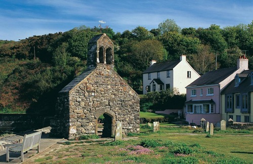 Dinas Cross Cottage | Tan Y Bryn Y Bwthyn, Newport